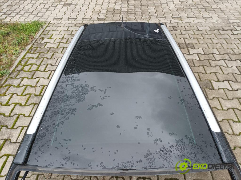 Peugeot 5008 2013 Strecha: