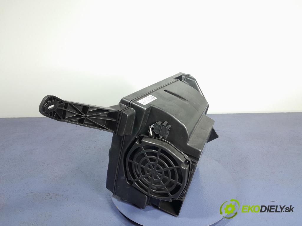 Skoda Superb 2016 Mluvčí: / Subwoofer: 3V0035412