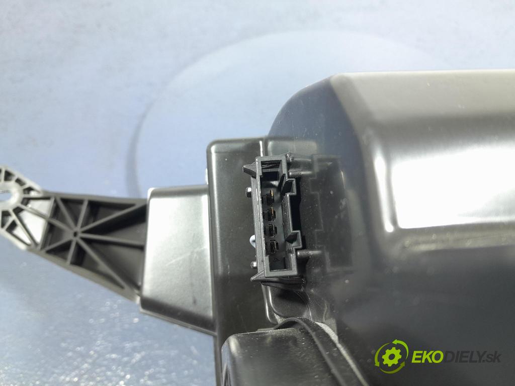 Skoda Superb 2016 Mluvčí: / Subwoofer: 3V0035412