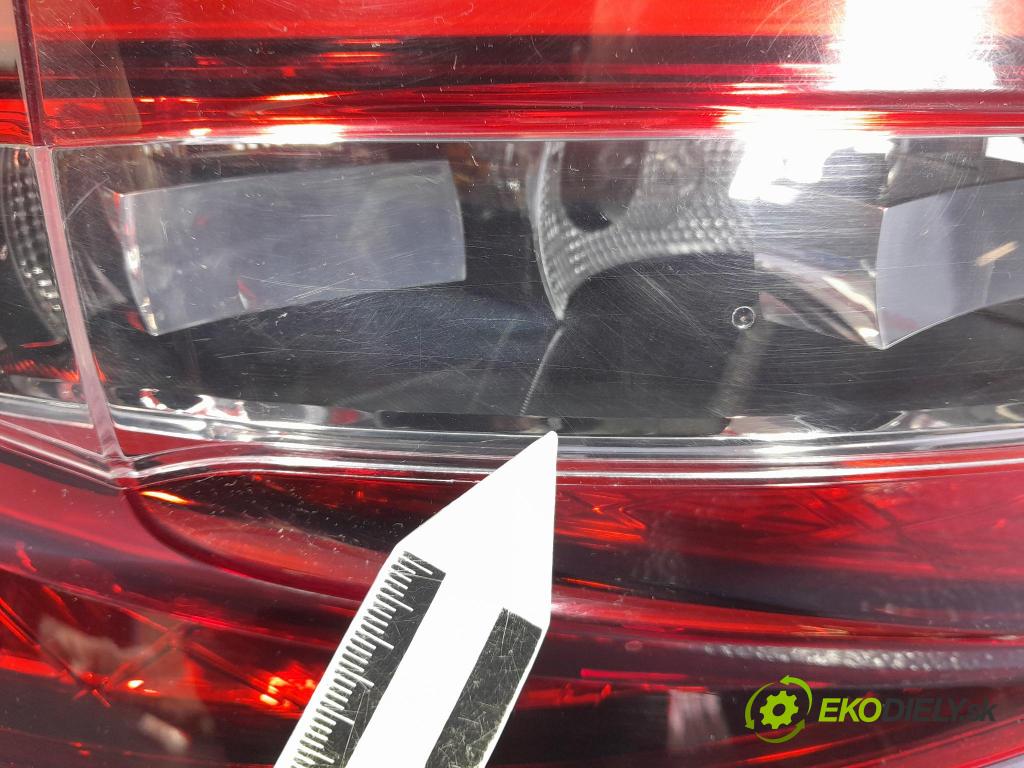 Skoda Superb 2016 světlo Zad: levá Mimo: 3V5945207