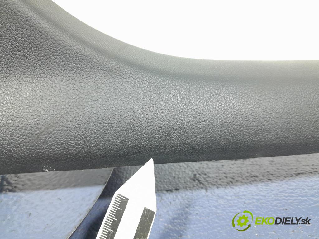 Skoda Superb 2016 kryt Plast: Interiéry: 3V1867281B