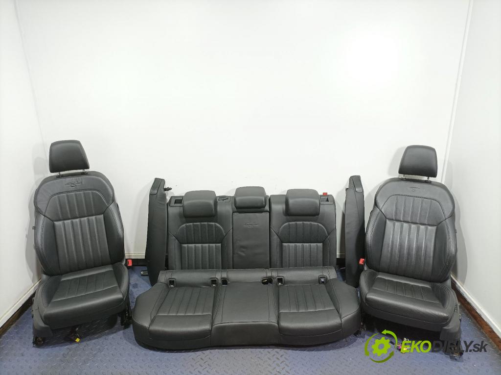 Skoda Superb 2016 sedačke: Set.: