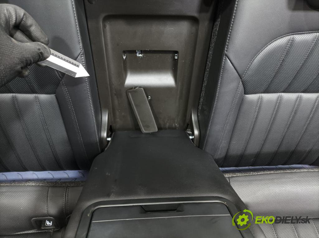 Skoda Superb 2016 sedačke: Set.: