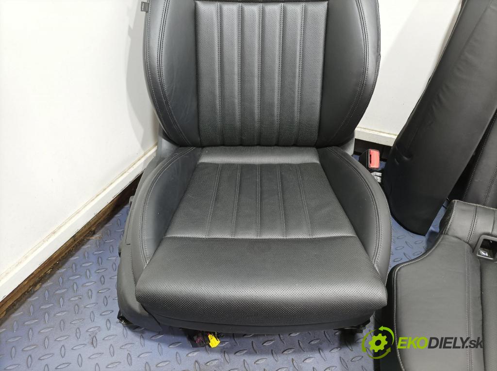 Skoda Superb 2016 sedačke: Set.: