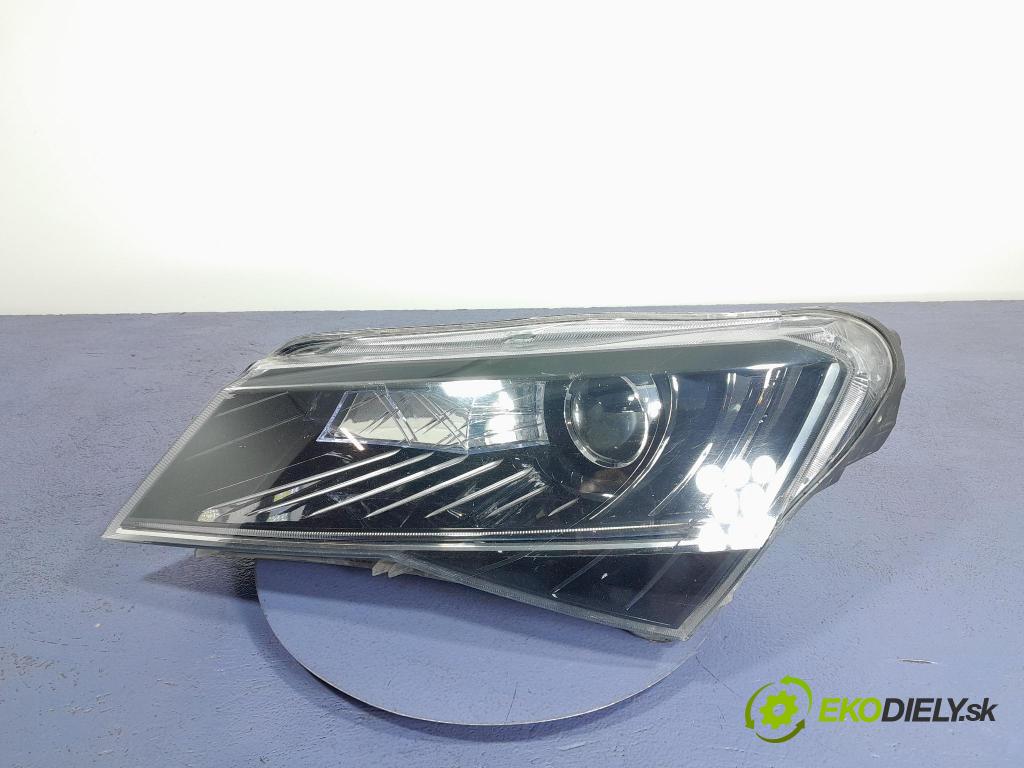Skoda Superb 2016 světlo Levý: 3V1941015B