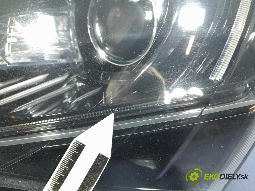 Skoda Superb 2016 světlo Levý: 3V1941015B