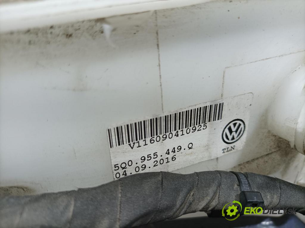 Skoda Superb 2016 nádržka Podložka: 5Q0955449Q