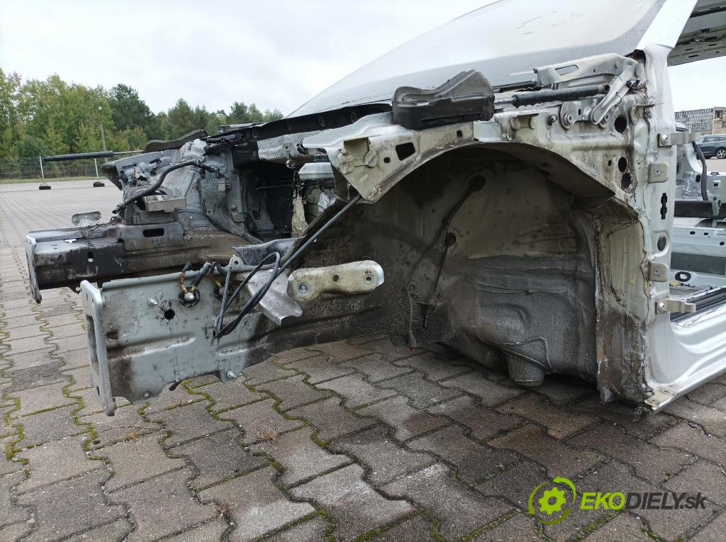 Skoda Superb 2016 štvrťka ľavá