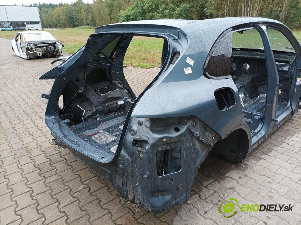 Porsche Cayenne 0 zad