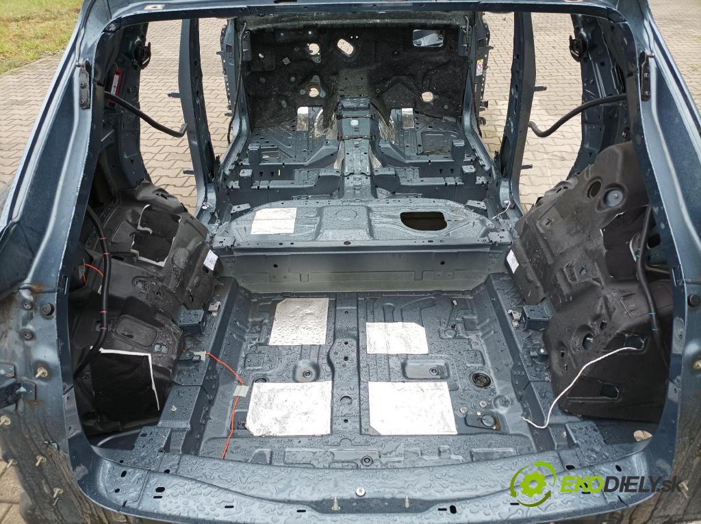 Porsche Cayenne 0 zad 