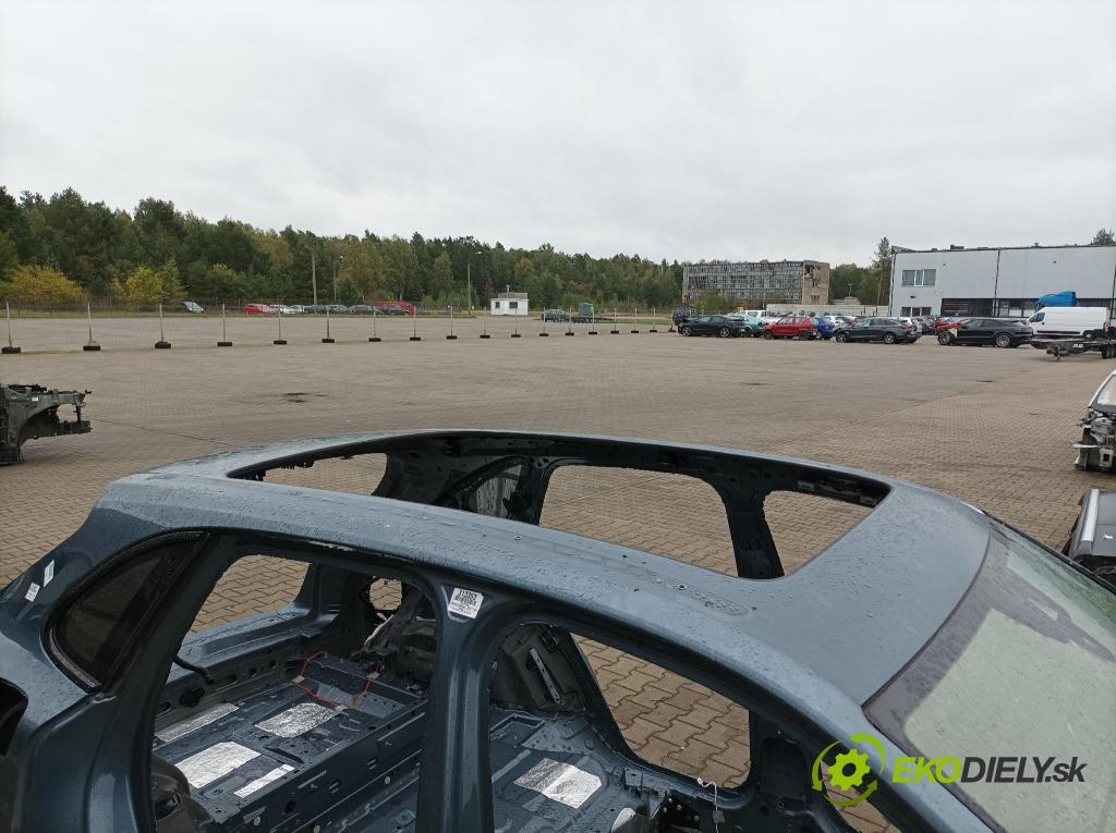 Porsche Cayenne 0 strecha