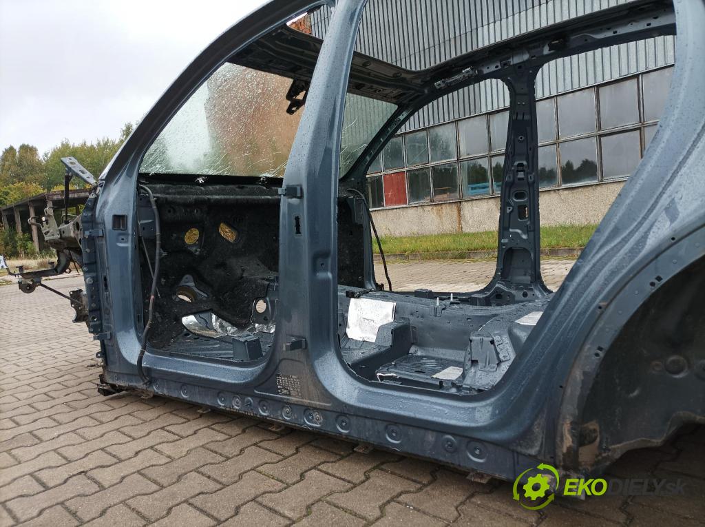 Porsche Cayenne 0 Práh: Vľavo: 