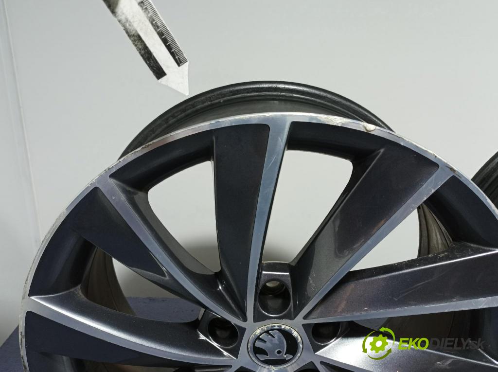 Skoda Superb 2016 Ráfky Hlinikové: 3V0601025AL