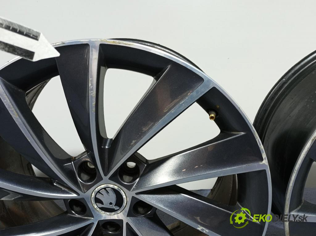 Skoda Superb 2016 Ráfky Hlinikové: 3V0601025AL