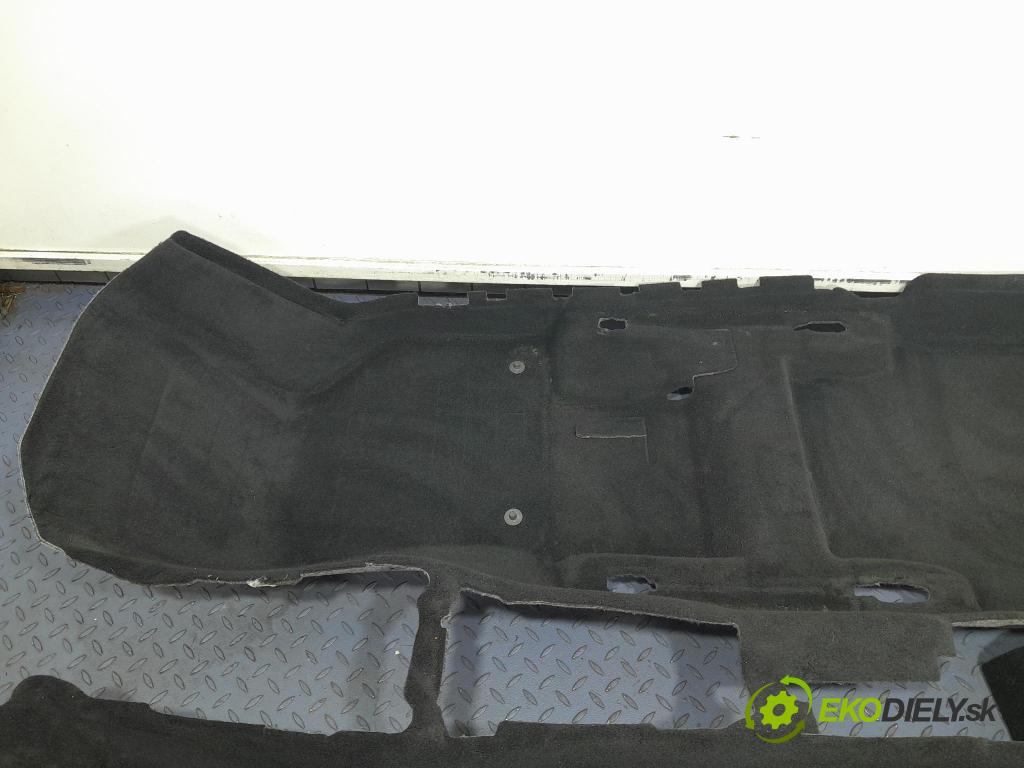 Skoda Superb 2016 koberec do auta 3V1863367F
