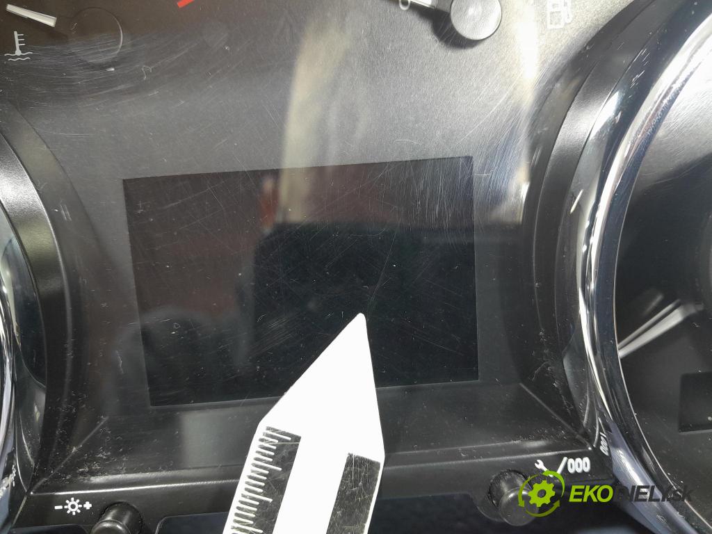 Peugeot 5008 2013 prístrojovka/ budíky 9804263880