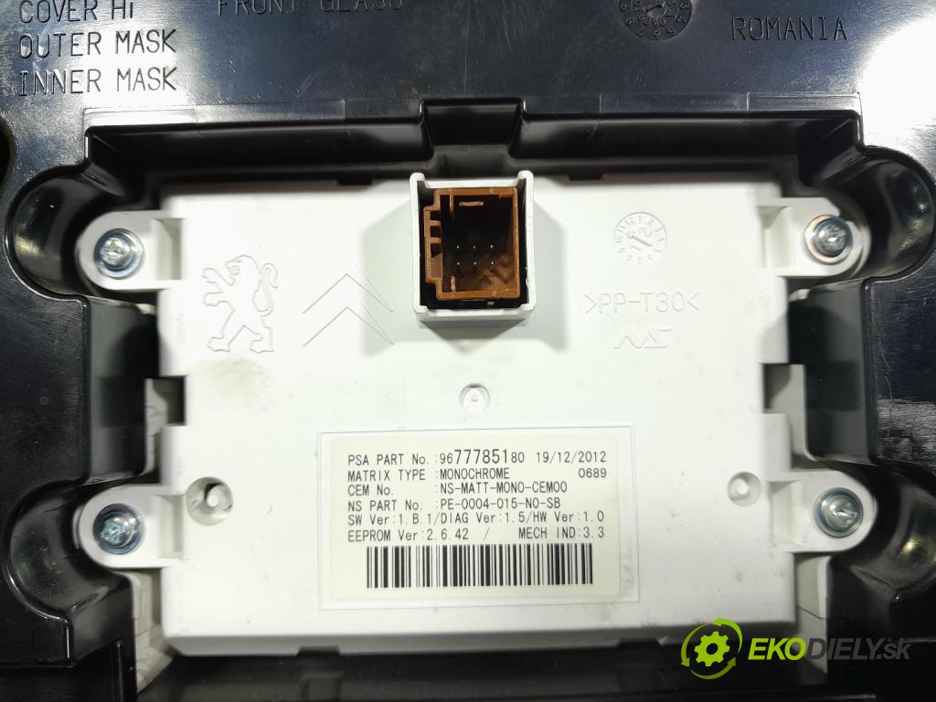 Peugeot 5008 2013 prístrojovka/ budíky 9804263880