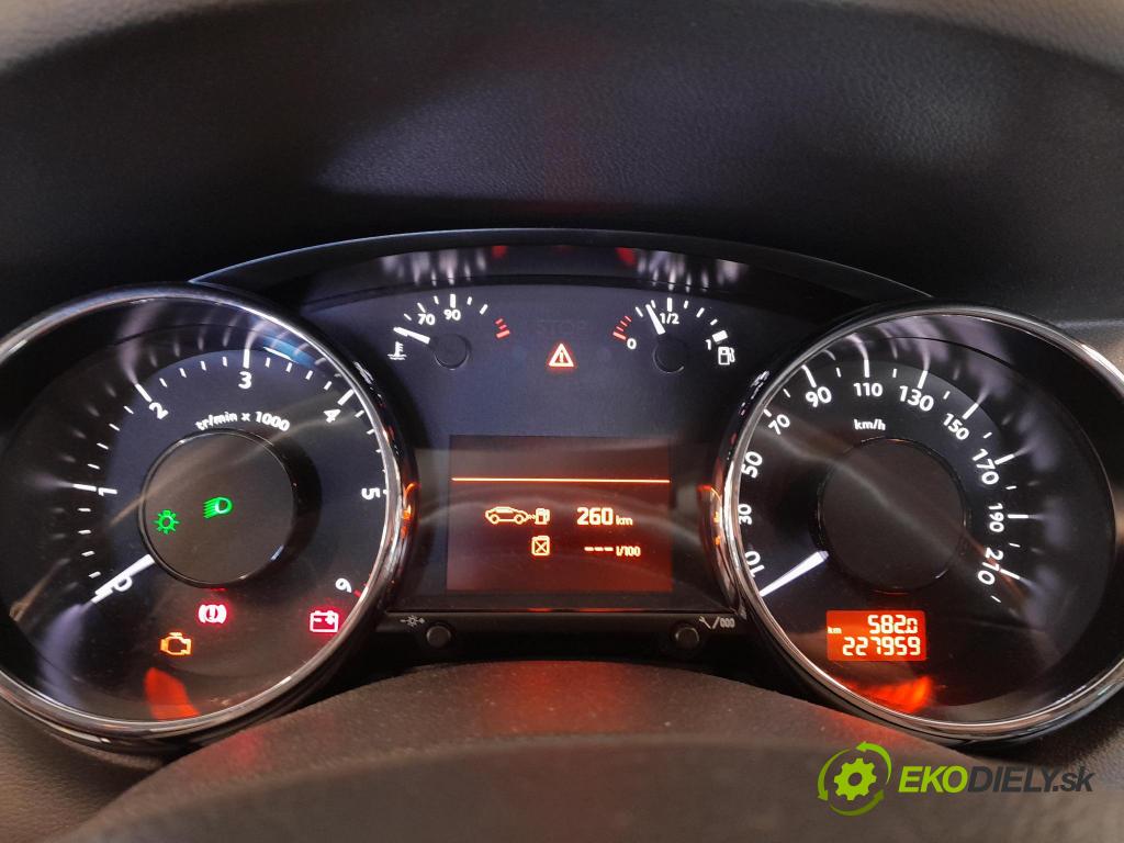 Peugeot 5008 2013 Přístrojová deska 9804263880