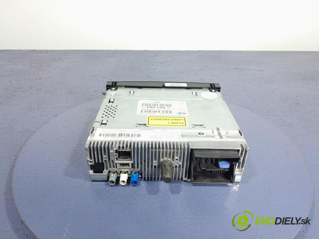 Peugeot 5008 2013 Radio I Navigace: 98067084XT