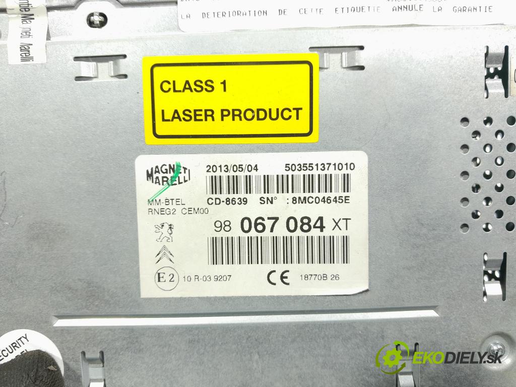 Peugeot 5008 2013 Radio I Navigace: 98067084XT