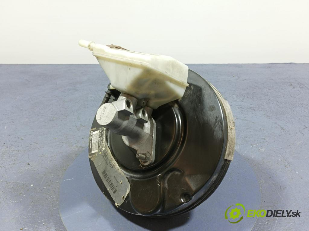 Peugeot 5008 2013 servo Brzdy: 9682650980