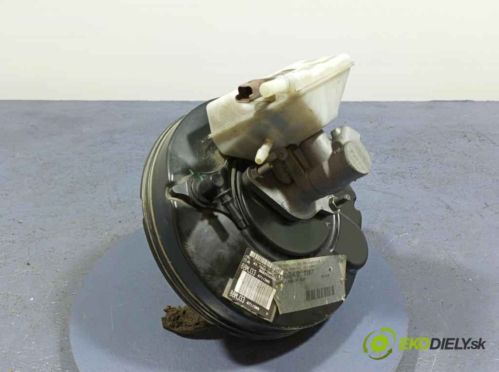 Peugeot 5008 2013 servo Brzdy: 9682650980