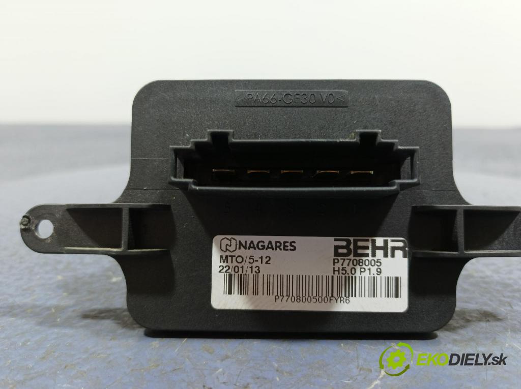 Peugeot 5008 2013 Rezistor: Dmychadla P7708005
