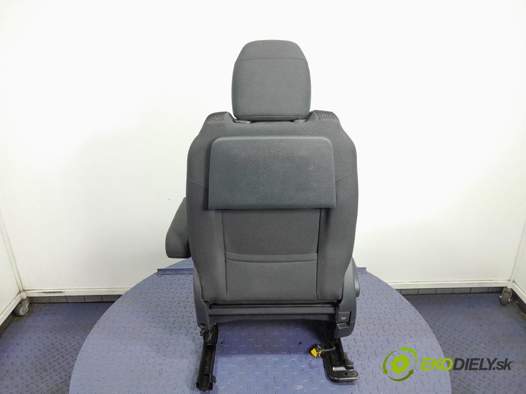 Peugeot 5008 2013 Sedadlo spolujezdce