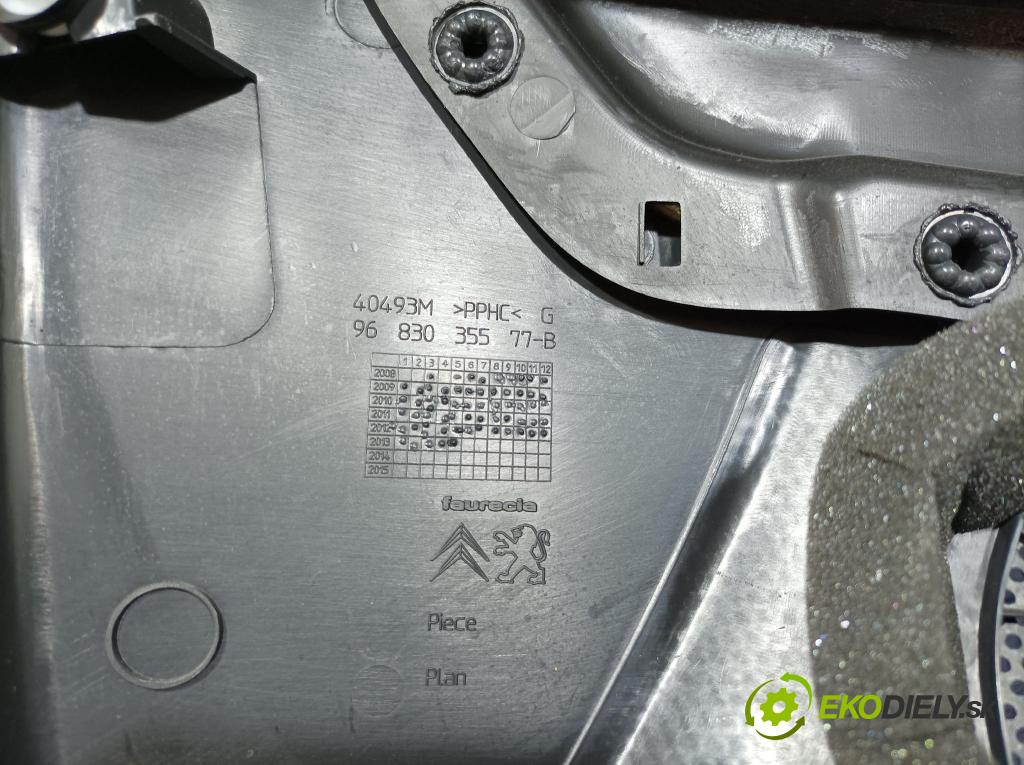 Peugeot 5008 2013 Tapacír: dveře před levá 9683035577