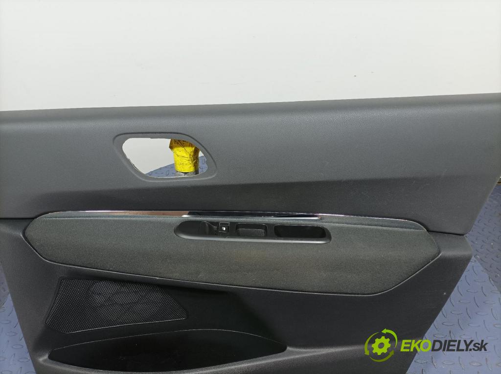 Peugeot 5008 2013 Tapacír: dveře před Práva: 9683035577