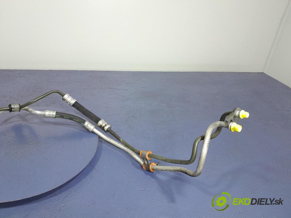 Peugeot 5008 2013 trubka Asistence: 9675306580