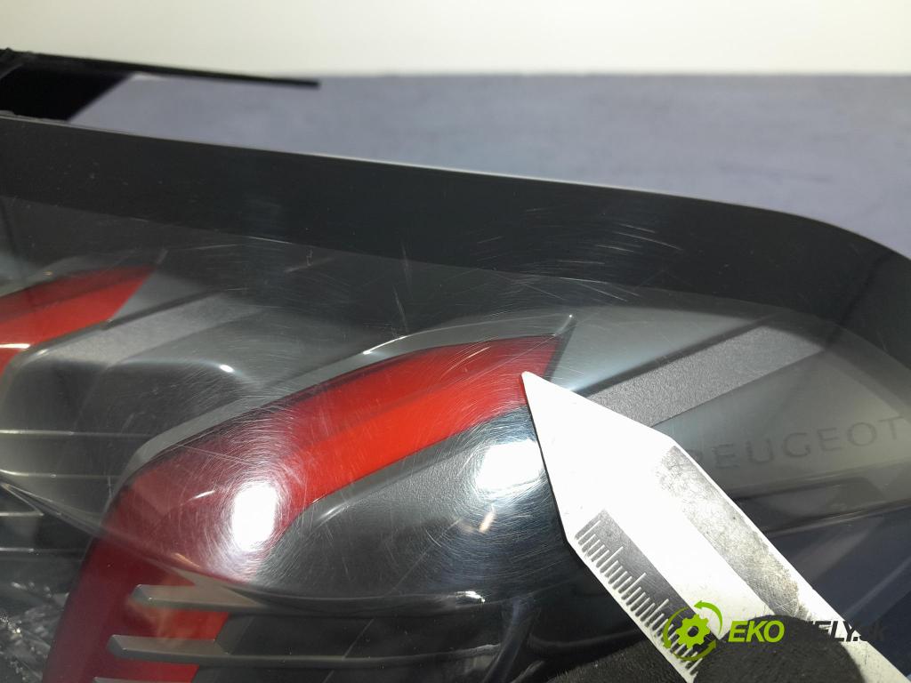 Peugeot 208 2019 světlo Zad: Práva: Mimo: 9823216680