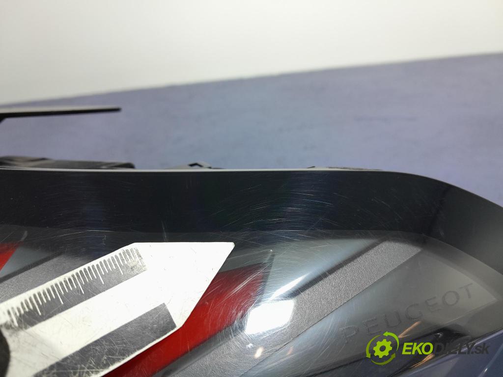 Peugeot 208 2019 světlo Zad: Práva: Mimo: 9823216680