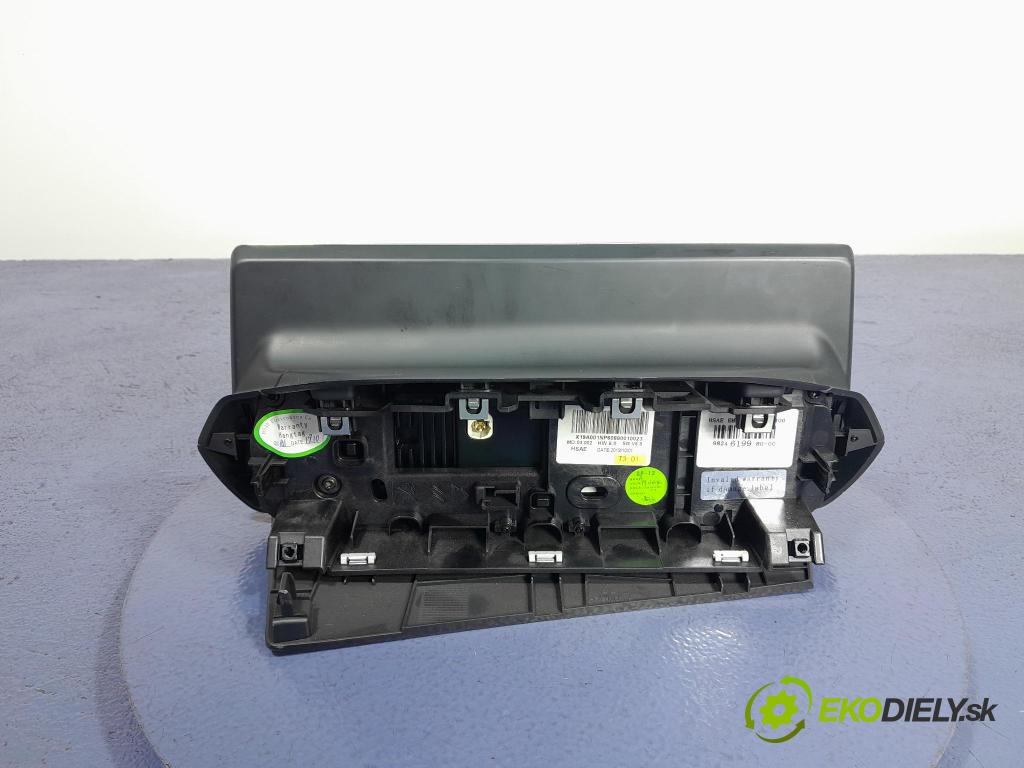 Peugeot 208 2019 displej Radio / GPS 9824619980