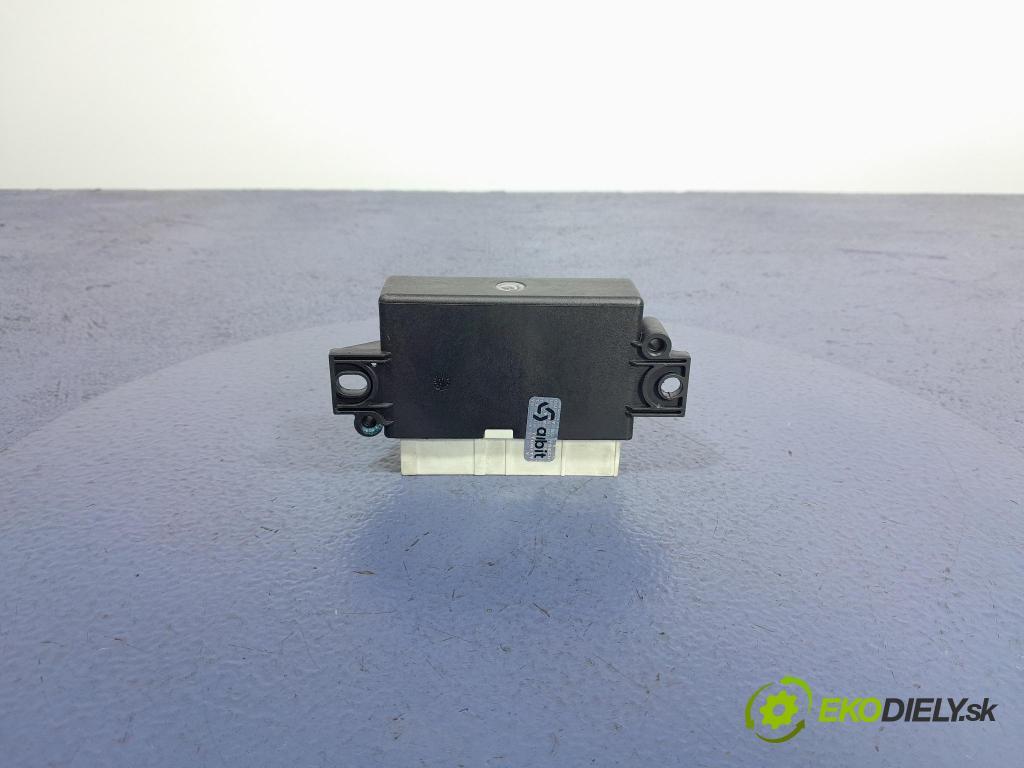 Peugeot 208 2019 snímač / řídící jednotka PDC 9836031080