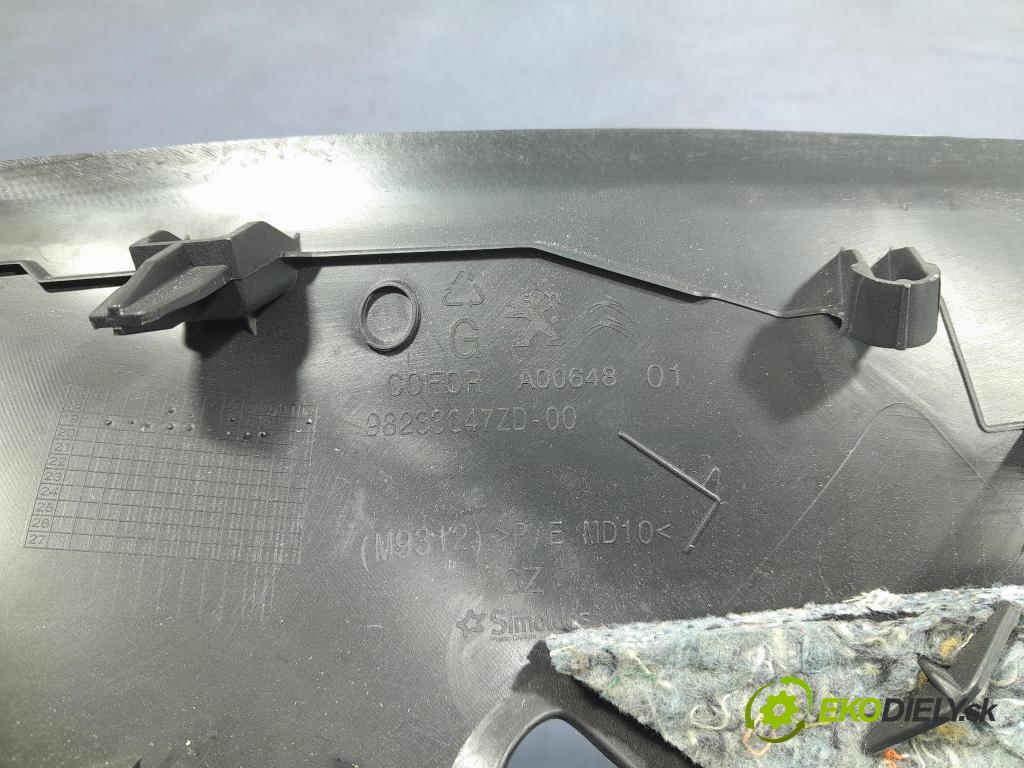 Peugeot 208 2019 kryt Plast: Interiéry: 98233047ZD