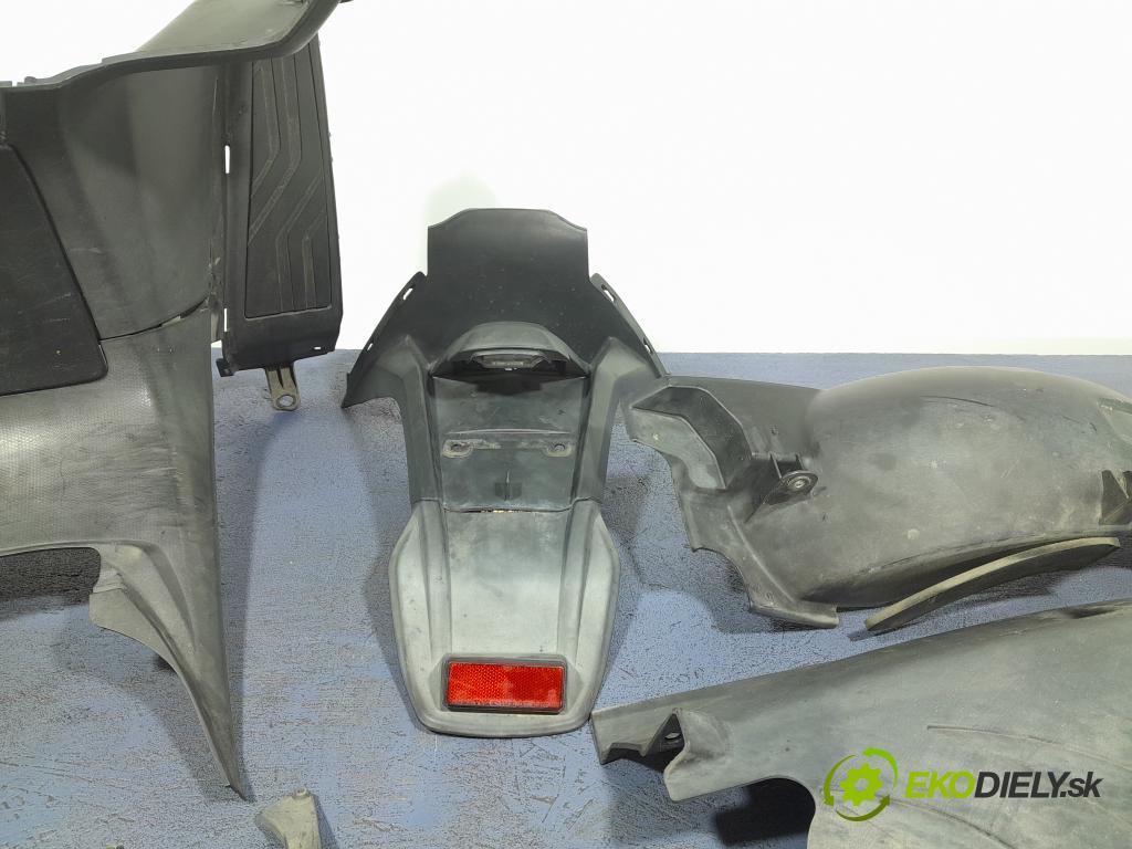 Kymco Downtown 2017 kryt Plast: podvozek: 81131-ACD5-E00
