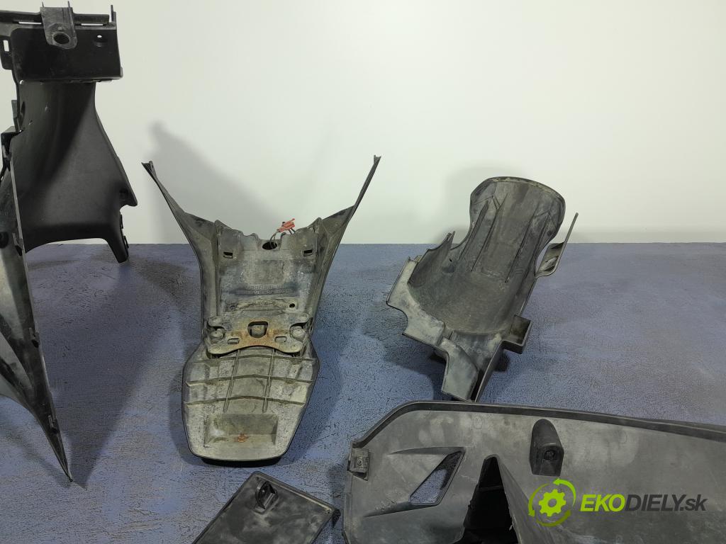 Kymco Downtown 2017 kryt Plast: podvozek: 81131-ACD5-E00