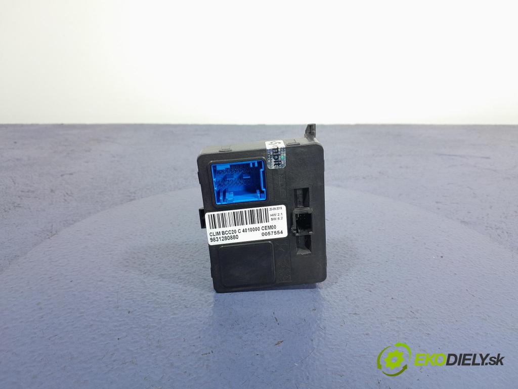 Peugeot 208 2019 riadiaca jednotka 9831280880