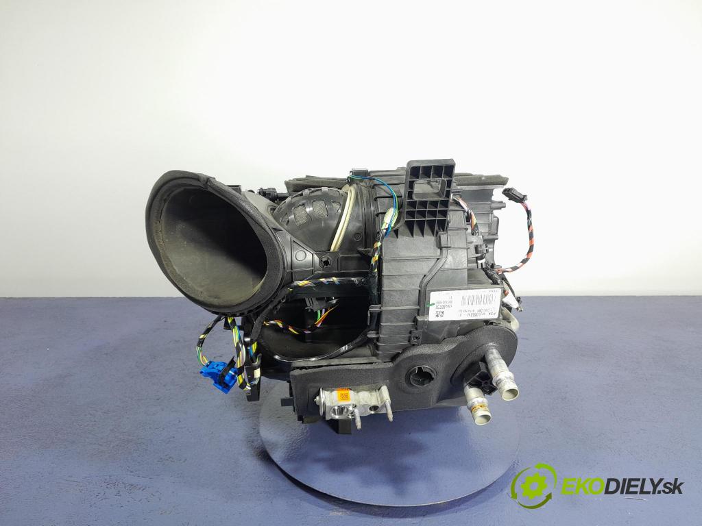 Peugeot 208 2019 radiátor 9826065380