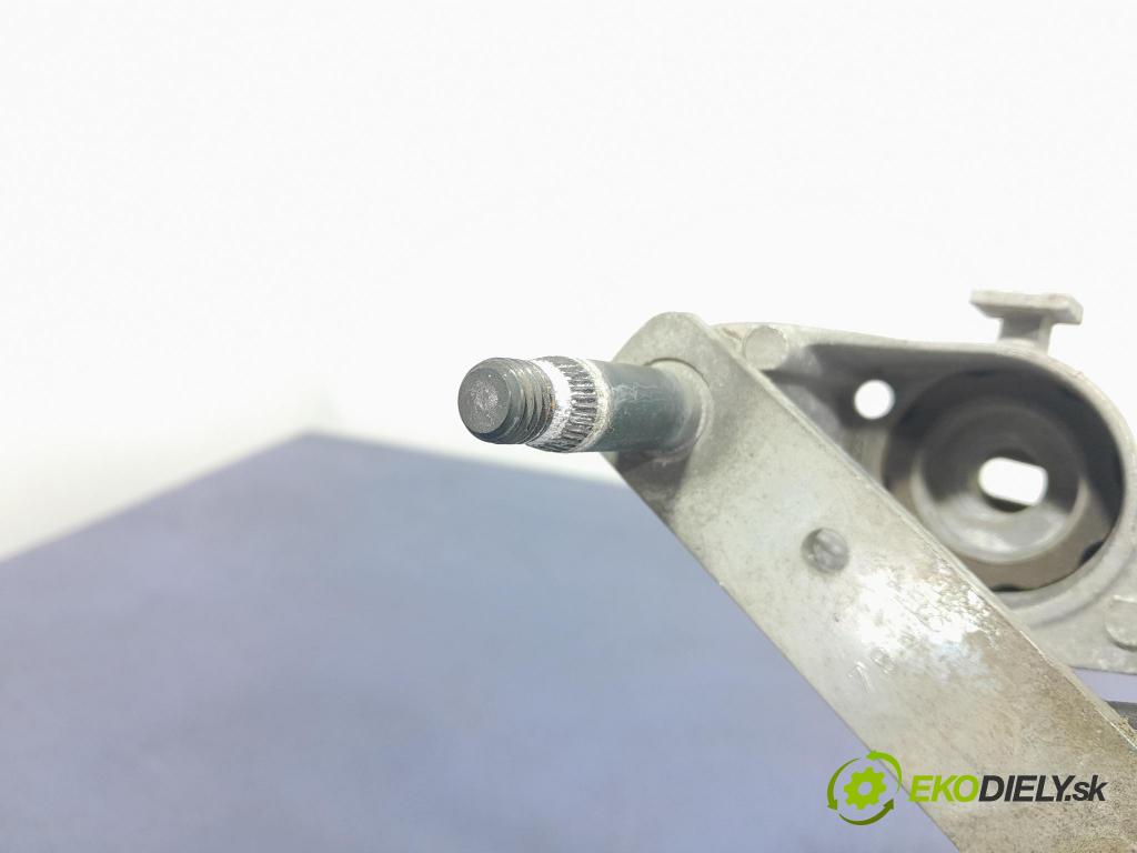 Ford C-max 2014 mechanismus motorek Stěrače: před AM51-17504-AG