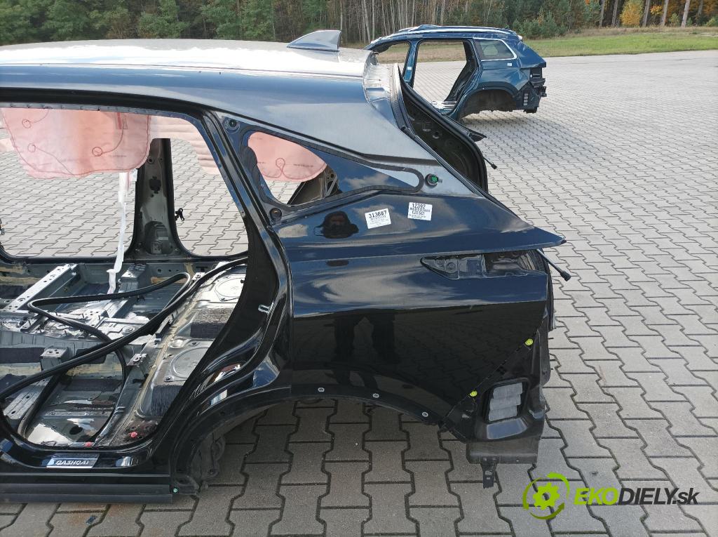 Nissan Qashqai 2023 blatník zad Vľavo: