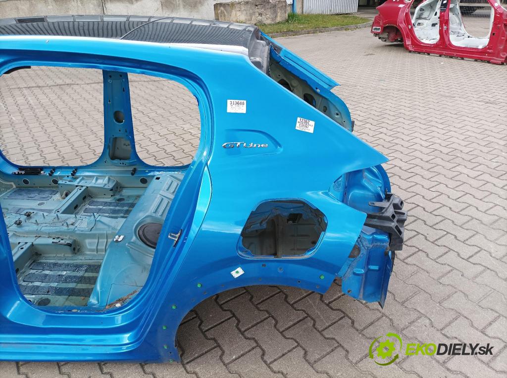 Peugeot 208 2019 blatník zad Vľavo: