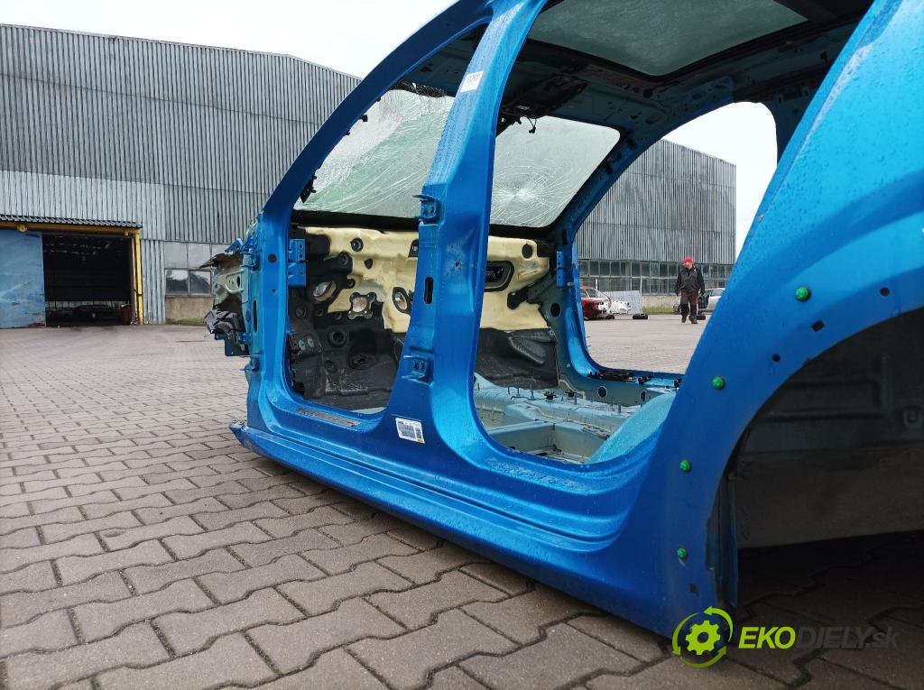 Peugeot 208 2019 Práh: Vľavo: