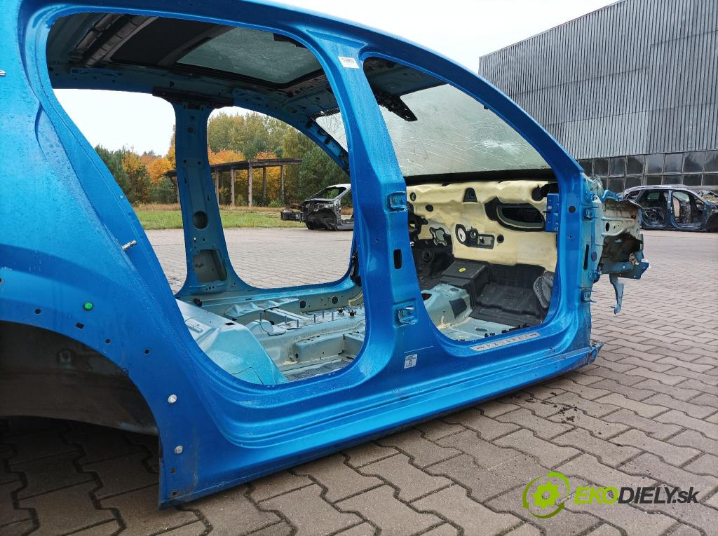 Peugeot 208 2019 Práh: v pravo:
