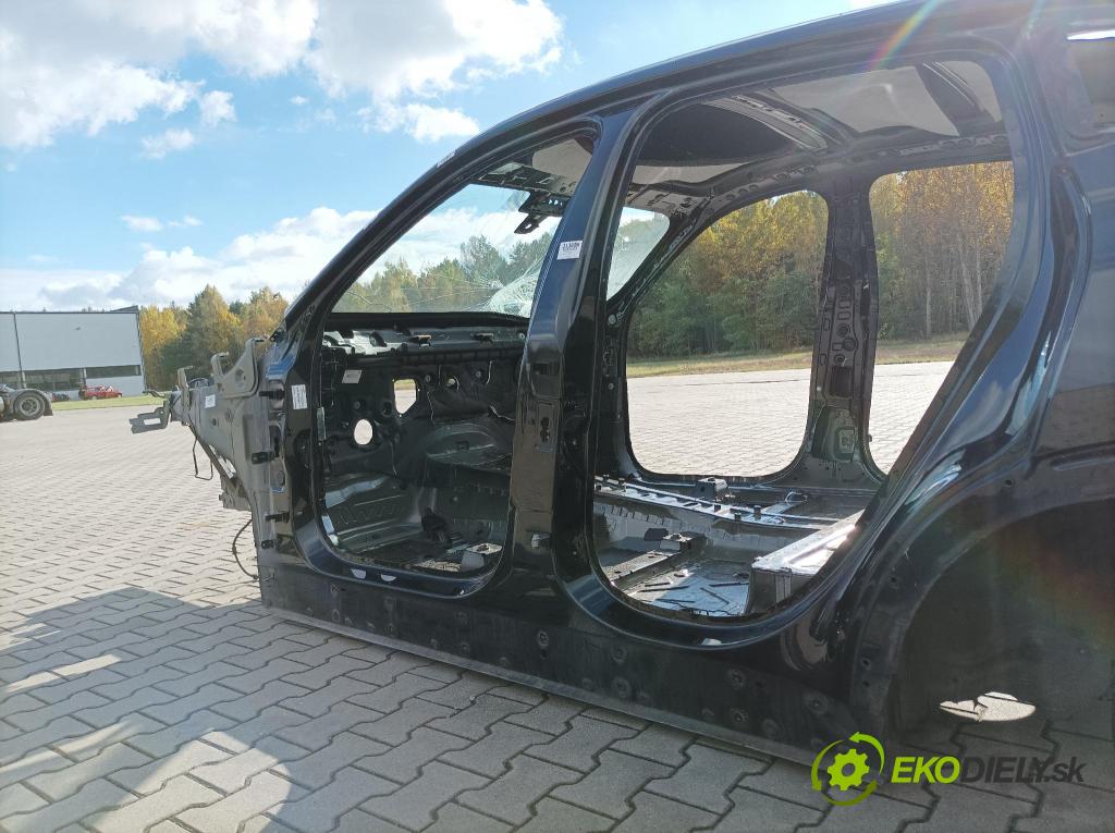 Bmw X6 0 Práh: Vľavo: 