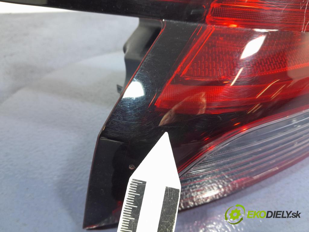 Nissan Qashqai 2023 světlo Zad: levá Mimo: