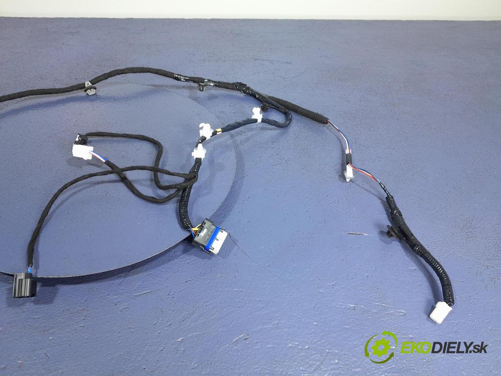 Nissan Qashqai 2023 instalace Elektrický: 24126-6UA1A
