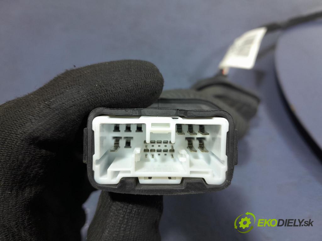 Nissan Qashqai 2023 instalace Elektrický: 24126-6UA1A