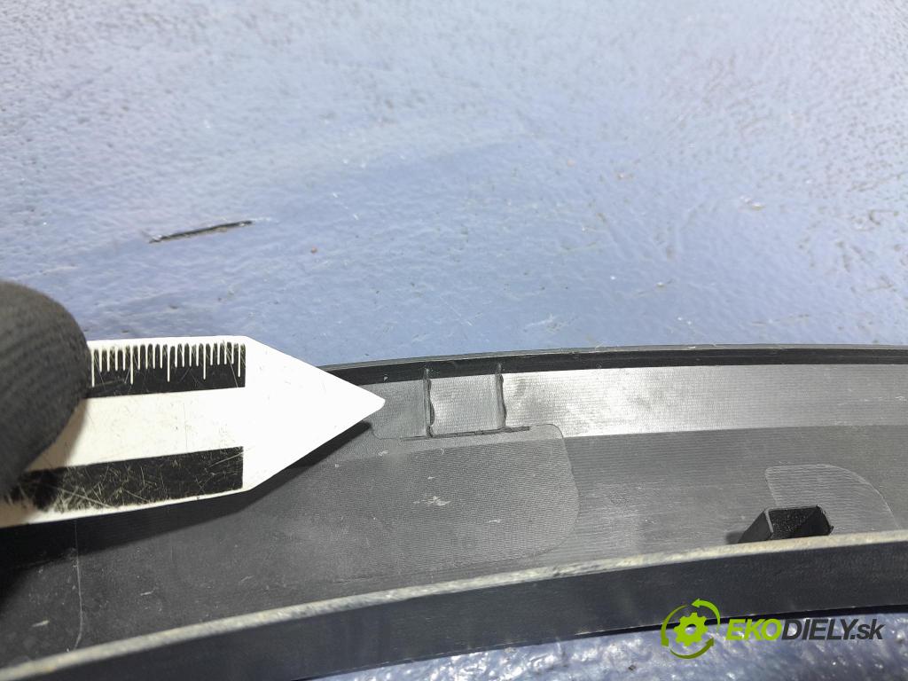 Nissan Qashqai 2023 lišta Dekoratívní: 63811-6UA0A